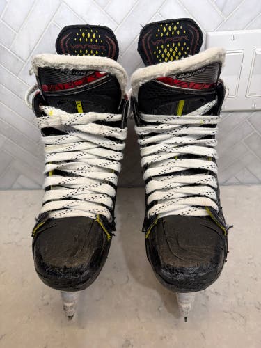 Bauer Vapor X Shift Pro Hockey Skates Regular Width Size 4 (Used)