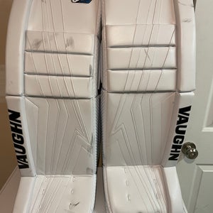 34" Vaughn V9 Pro Goalie Leg Pads (Used)
