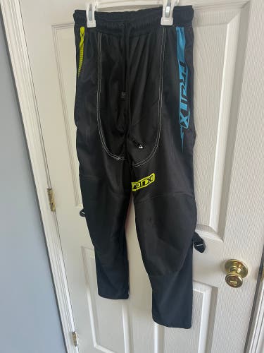 Black Large Junior Tron Deck/Roller Pants (Used)