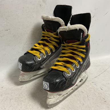 Used Bauer VAPOR X600 Junior Hockey Skate Junior 01 11855-S000202389