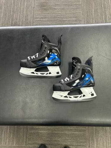 NEW CCM JetSpeed XTRA SE Hockey Skates 6 EE