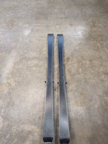 All Mountain 170 cm Rossignol Axium Skis With Bindings (Used)