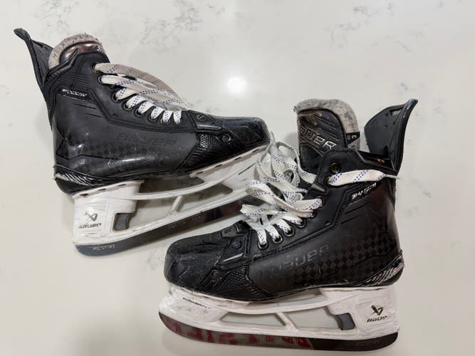 Bauer Supreme Shadow Hockey Skates Extra Wide Width 6.5 (Used)