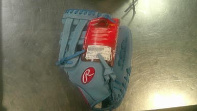 Used Rawlings R9 SERIES BB/SB Glove RH Throw Carolina Blue 11 3/4" 11868-S000069001