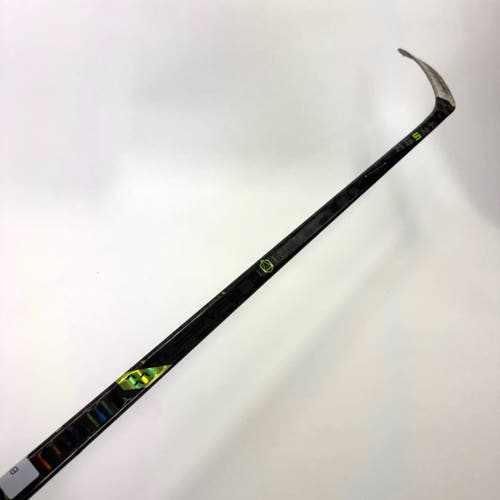Used Right Bauer Agent | 40 Flex P28 Curve Grip | BH491