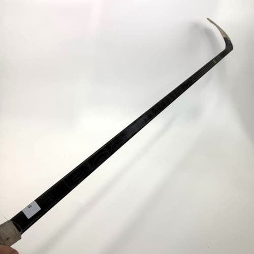Used Right Reebok Ribcor | 100 Flex P87A Curve Grip | BH521