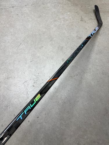 75 Flex P88M True 9x4 Senior Left Hand Pro Stock (New) NHL