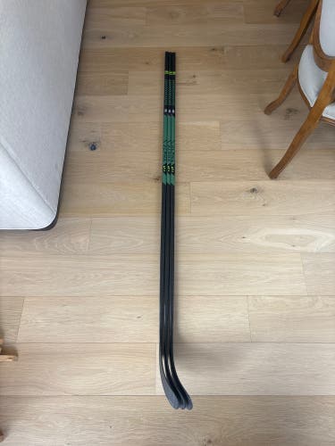 Senior Warrior Alpha LX3 Right Handed Hockey Stick P28M 75 Flex Pro Stock (Brand New)