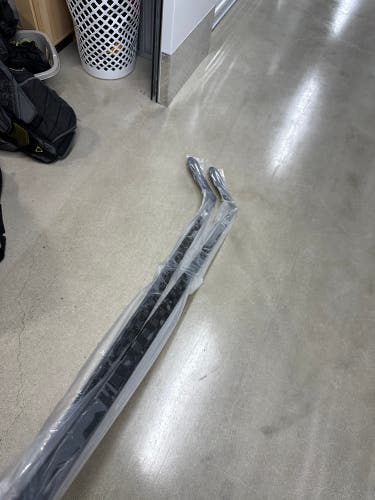 TWO PACK THG PRO BLACK HOCKEY STICK