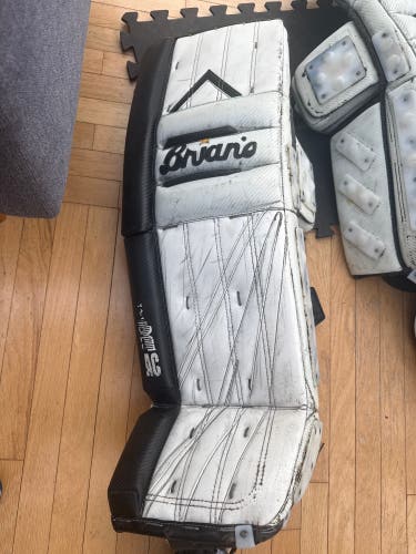 36" +1 Brian's Heritage Pro Goalie Leg Pads Pro Stock with sliders  (Used)