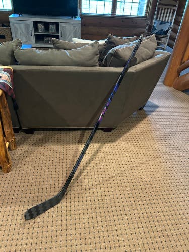 New Senior CCM Ribcor Trigger 10 Pro Right Handed Hockey Stick P28M 75 Flex