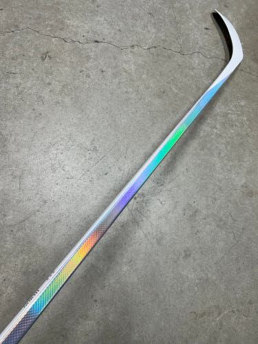 82 Flex P28 BLCKSTCK PRO 2 White Proto2, Novium 2 Pro Similar Kick Point Senior Right Hand