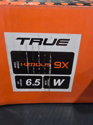 True HZRDUS 9x Hockey Skates Wide Width Size 6.5 (Used)