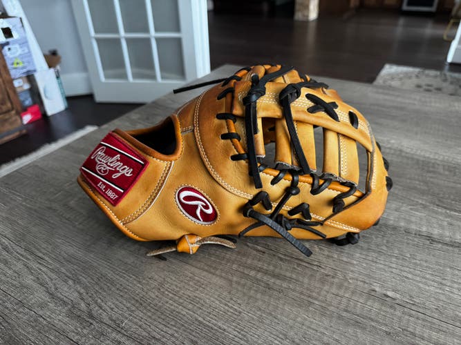 Rawlings Heart of the Hide RH First Base Baseball Glove 13" (Used)