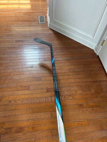 Intermediate Bauer Nexus Tracer Left Hand Hockey Stick P92 65 Flex (Used)