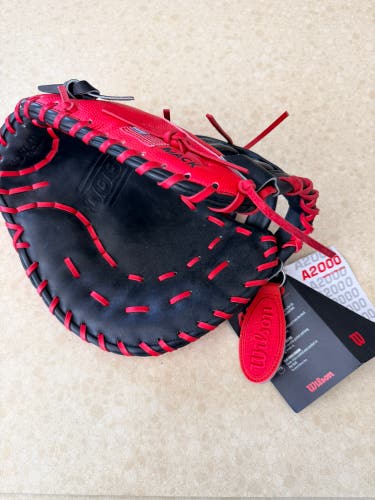 Wilson A2000 RH First Base Softball Glove 12.25" (New)