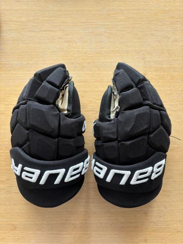 Bauer Supreme Mach Gloves 13" (Used)