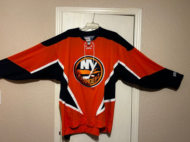Vintage New York Islanders Jersey