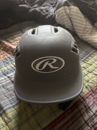 Medium/Large Rawlings Batting Helmet (Used)