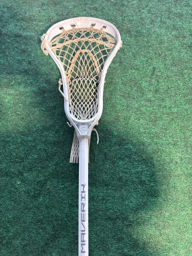 Maverik Ascent Carbon Women's Complete Lacrosse Stick (Used)