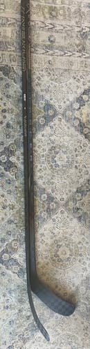 Konecny Bauer Nexus Tracer Right Handed Hockey Stick Pro Stock (New)