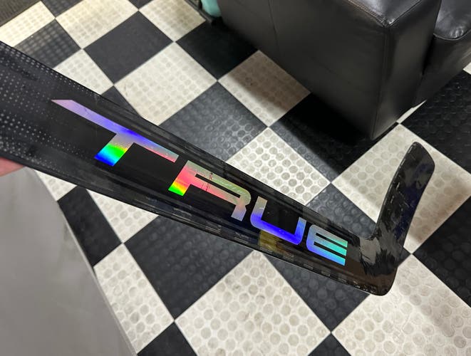 True HZRDUS 9x4 Regular Goalie Stick 26" P31 Curve (Used)