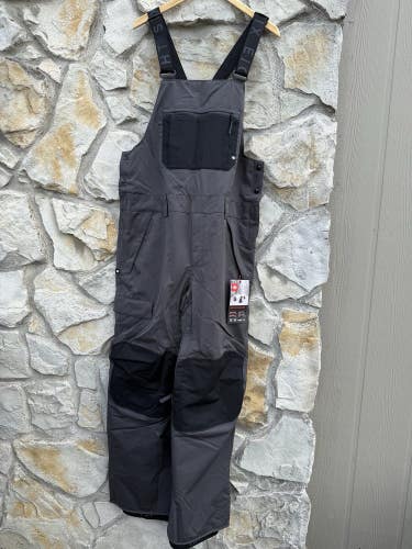 2026 Mens 686 Hot Lap Insulated Bib 15k M Charcoal NWT