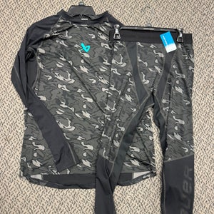 Bauer Senior Large Baselayer top/bottom (New)