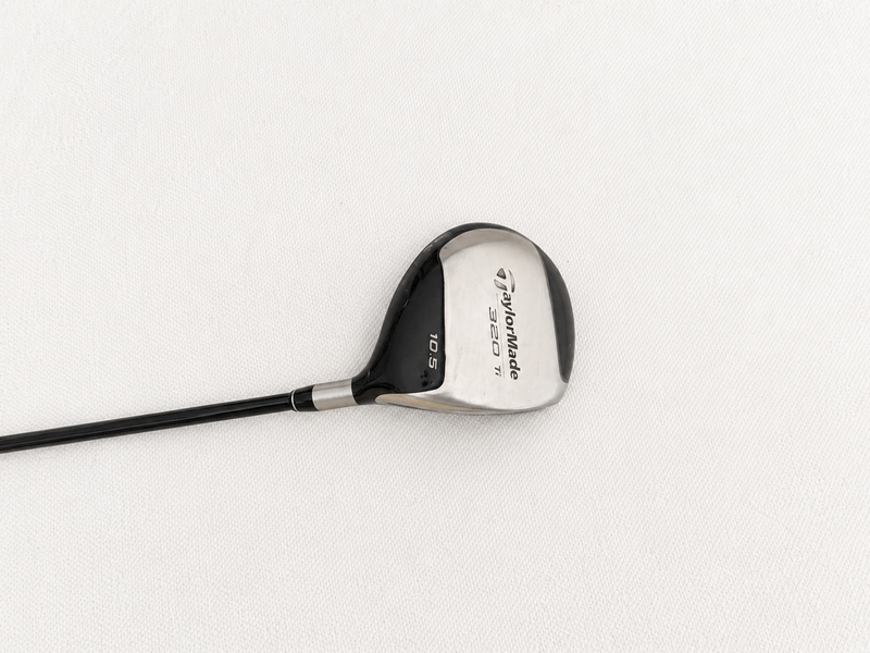 Men's TaylorMade 320 Tour Right Handed Driver Regular Flex 10.5 Loft Graphite Shaft (Used)