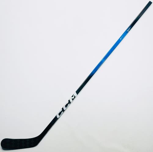 New Custom Blue CCM JetSpeed FT8 Pro (Trigger 9 Pro Build) RH-65 Flex-P90M-Grip W/ Bubble Texture