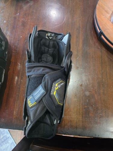 Bauer Supreme M5 Pro 13" Shin Pads (Used)