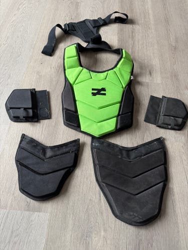 Unequal Shoulder Pads with goalie attachments