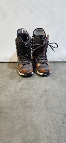 Men's Size M 9.0 (W 10.0) Burton Freestyle Snowboard Boots Soft Flex Freestyle (Used)
