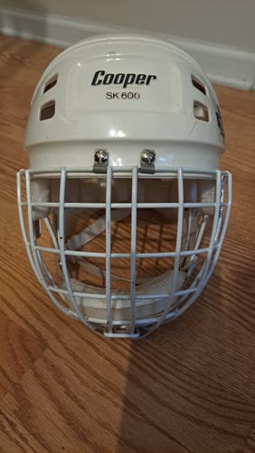 Large Senior SK600 Goalie Mask (Used)