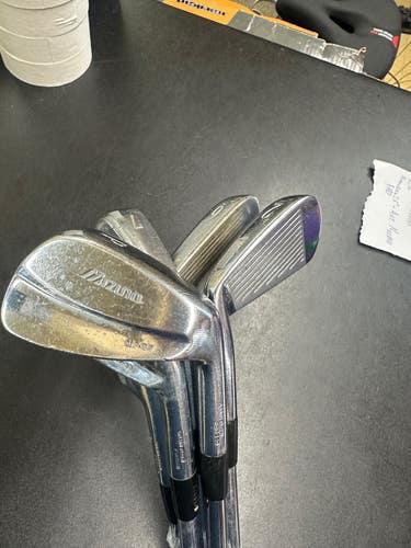 Mizuno MP-33 Right Handed Iron Set (Used)