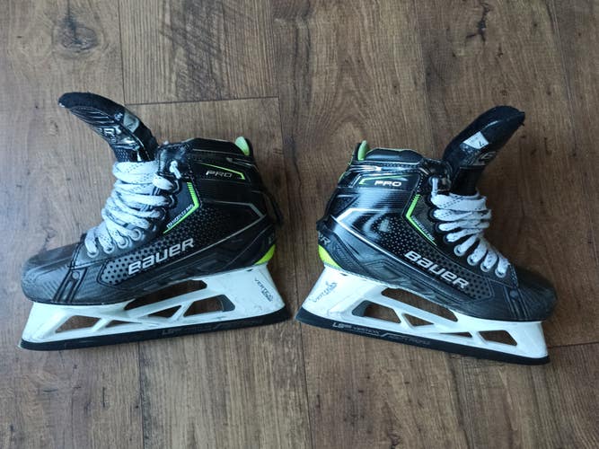 Bauer Pro Hockey Goalie Skates 7 (Used)