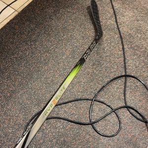 Intermediate Bauer Vapor Hyperlite 2 Left Hand Hockey Stick P92 55 Flex (Used)