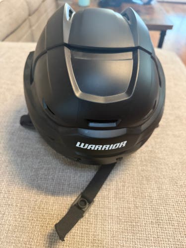 Medium Warrior Covert CF 100 Helmet (New) Matte Black