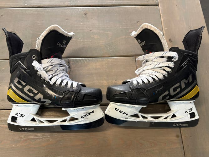 Black/Yellow 2023 CCM JetSpeed FT6 Pro Hockey Skates Regular Width 10 (Used)