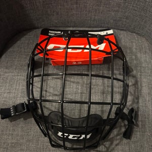 CCM FM580 Hockey Facemask Cage Senior Medium Black New with Hardware