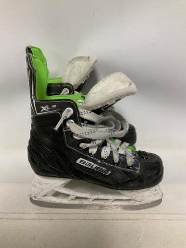 Used Bauer XLS Junior Hockey Skate Junior 02 11823-S000038641