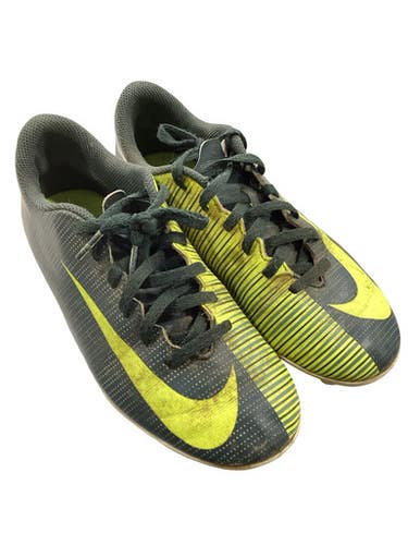 Used Nike Soccer Cleats Grey Senior 5 11347-S000267866