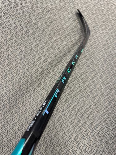 Junior Teal Bauer Nexus Tracer Right Handed Hockey Stick P92 40 Flex (New)