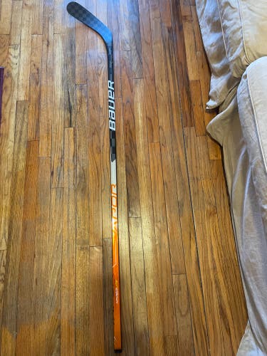 Senior Bauer Vapor Hyperlite Left Hand Hockey Stick P92 87 Flex Pro Stock (New)