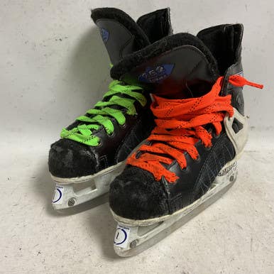 Used CCM TACKS 252 Junior Hockey Skate Black Junior 01 11855-S000202452