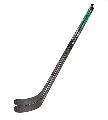 Bauer Twitch (green + black Flylite dress) Pro Stock - RH, Hossa, 70 Flex (2 pack)