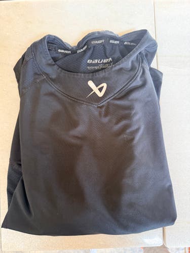 Bauer Pro Long Sleeve Baselayer Top - Youth