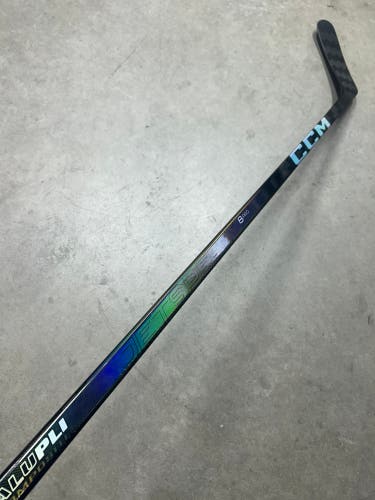 55 Flex P29+1/4 JR CCM Jetspeed FT8 Pro Left Hand Hockey Stick Pro Stock (New)