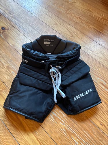Senior Medium 2023 Bauer Itech Profile Hockey Goalie Pants (Used)