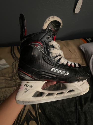 Bauer Vapor X600 Hockey Skates Size 7